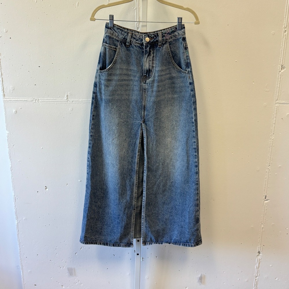 Peppermayo Denim Maxi Skirt Front Slit High Waisted‎ XS Long Jean Skirt Med Wash